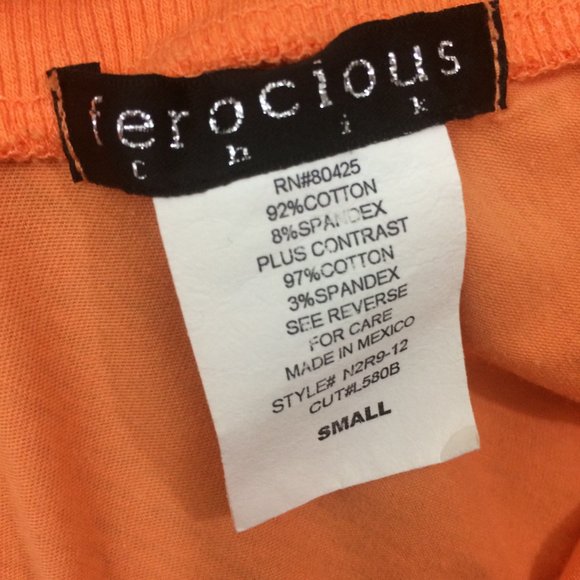 4/$25 ๐ Ferocious Chik V-Neck Sleeveless Top - Picture 6 of 7